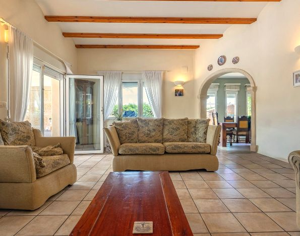 Villa traditionnelle de plain-pied à Costa Nova, Jávea – Terrain plat, piscine et vie en plein air