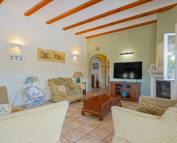 Villa traditionnelle de plain-pied à Costa Nova, Jávea – Terrain plat, piscine et vie en plein air