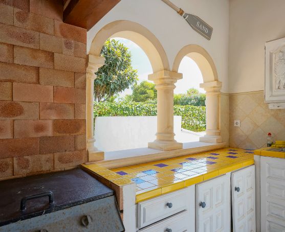 Villa traditionnelle de plain-pied à Costa Nova, Jávea – Terrain plat, piscine et vie en plein air