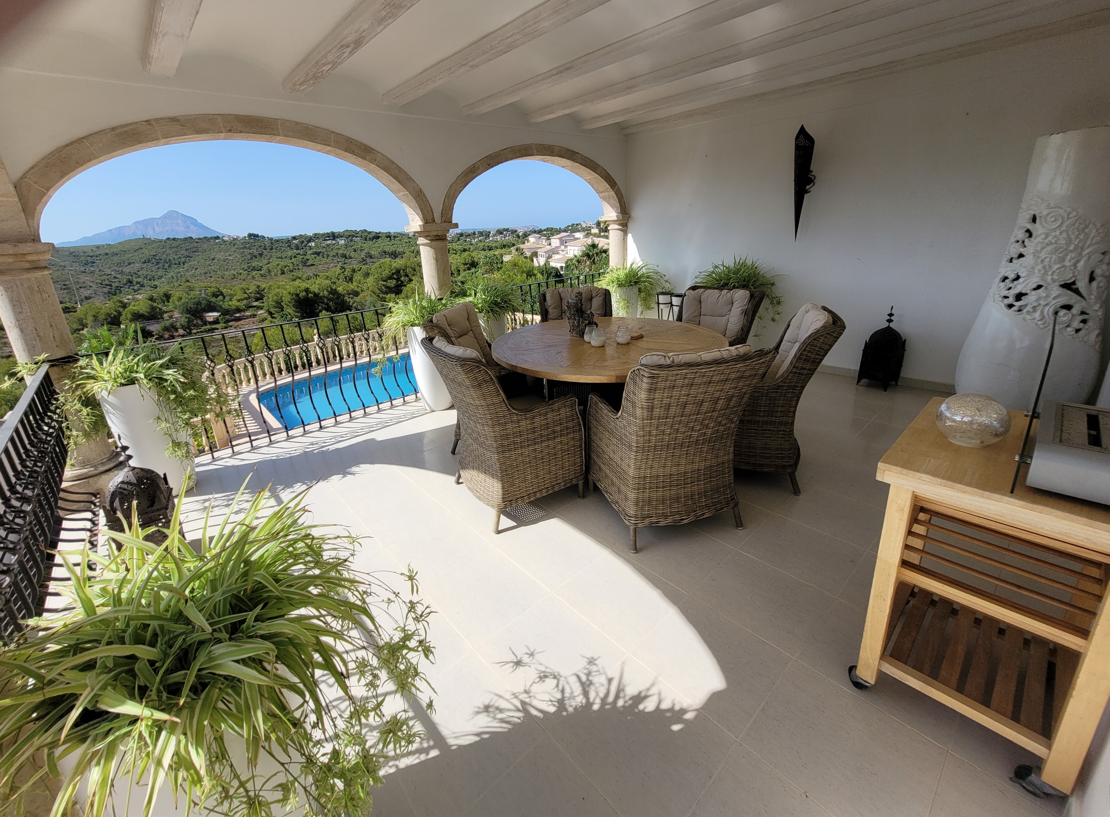 Villa de 5 lits à vendre sur le parc naturel de Granadella avec une vue imprenable à vendre