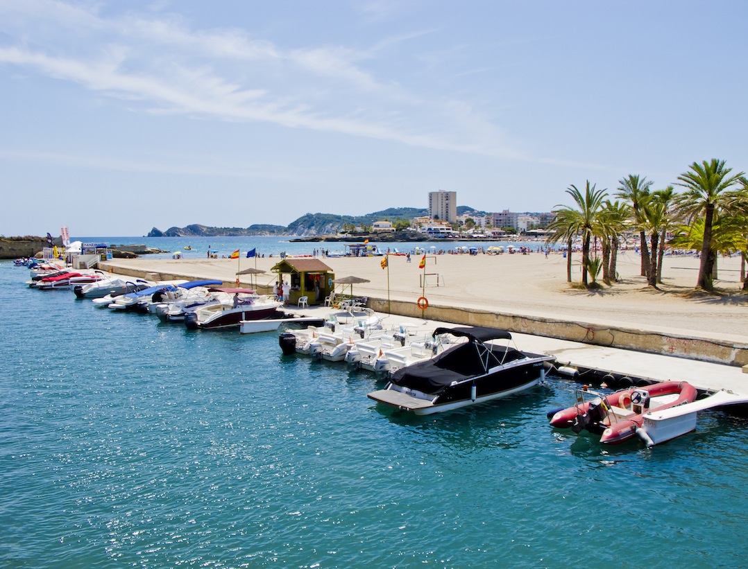Villa moderne avec vue sur la mer à Javea