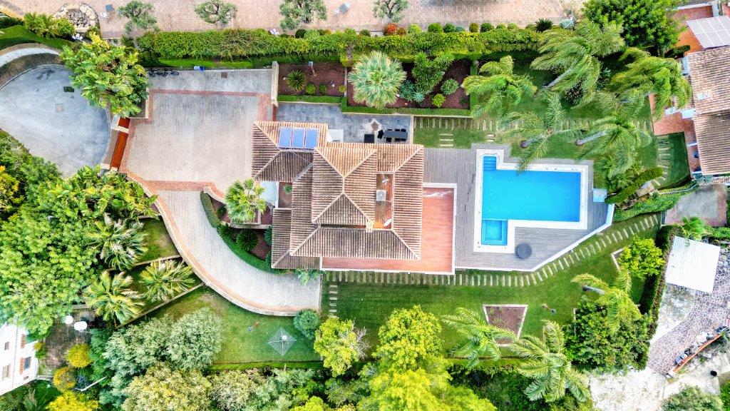 Villa moderne de 5 chambres à vendre à Javea